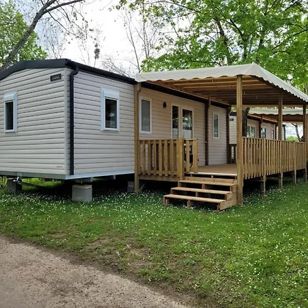Hotel Mobilhome Oloron-Sainte-Marie